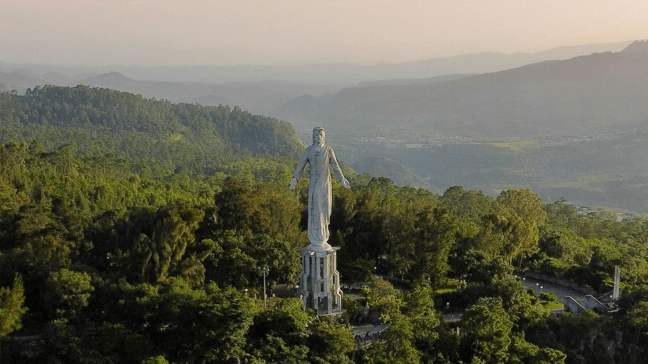 Tegucigalpa, Honduras by Jochua Rodas on Pexels